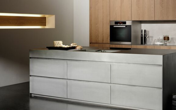 unique-silver-touch-buehne-4d1efd43